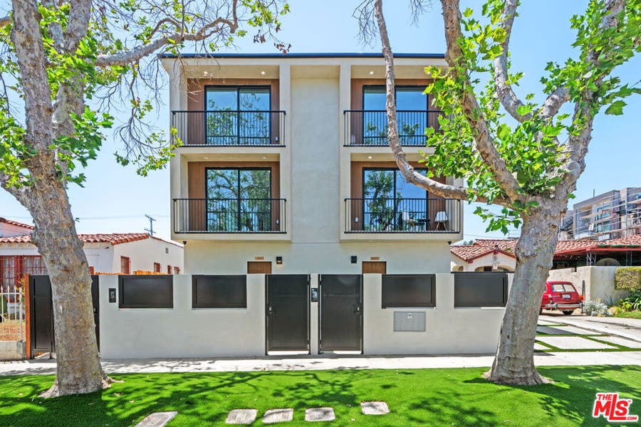 Property photo for 839 N Detroit Street, Los Angeles, CA