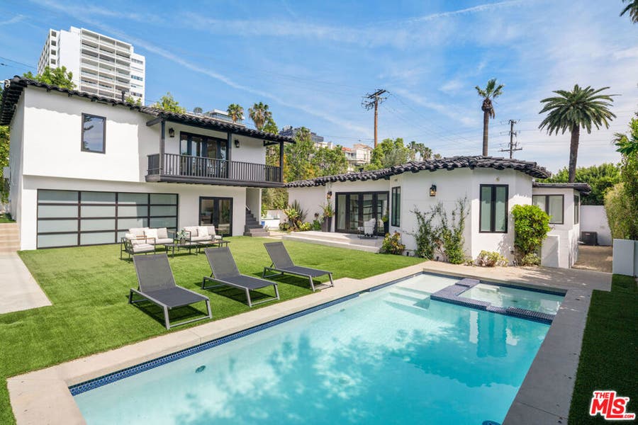 Property photo for 813 N Doheny Drive, Beverly Hills, CA
