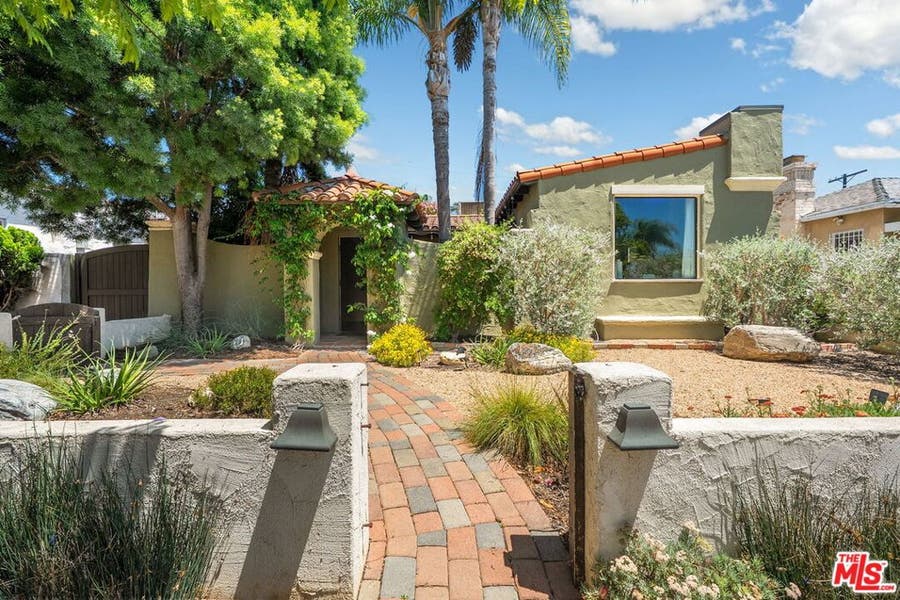 Property photo for 8955 Beverlywood Street, Los Angeles, CA