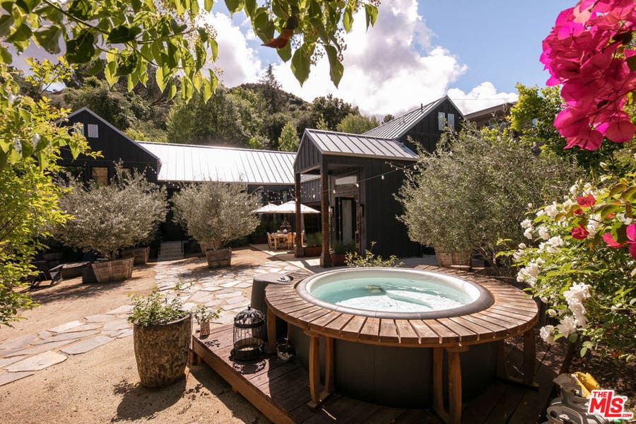 Property photo for 28960 Crags Drive, Agoura Hills, CA