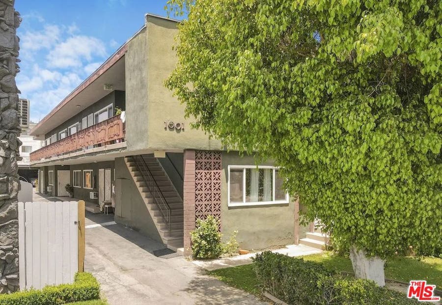 Property photo for 1001 E Acacia Avenue, Glendale, CA