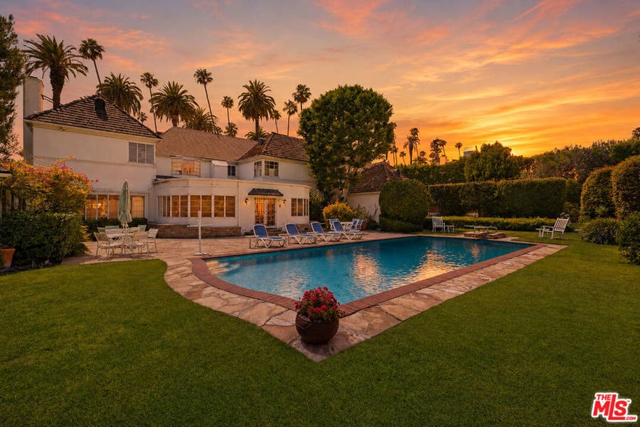 Property photo for 904 N Beverly Drive, Beverly Hills, CA