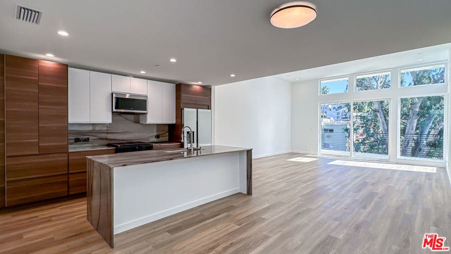 Property photo for 946 Lucile Avenue, Los Angeles, CA