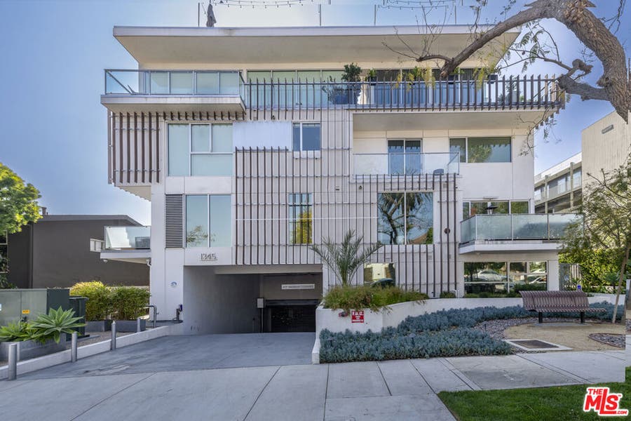 Property photo for 1345 Havenhurst Drive, #15, Los Angeles, CA