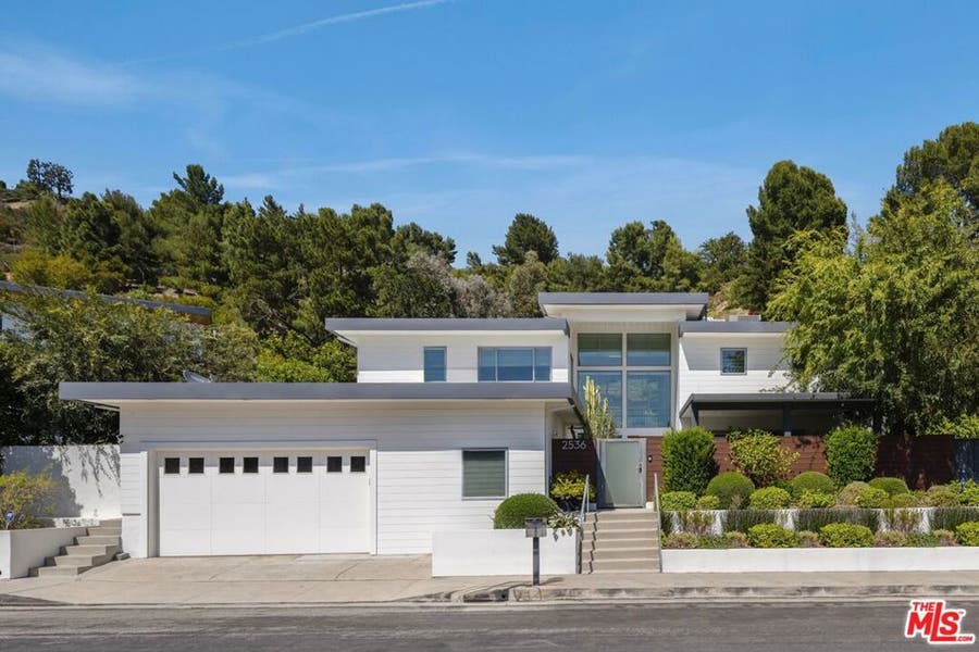 Property photo for 2536 Pesquera Drive, Los Angeles, CA