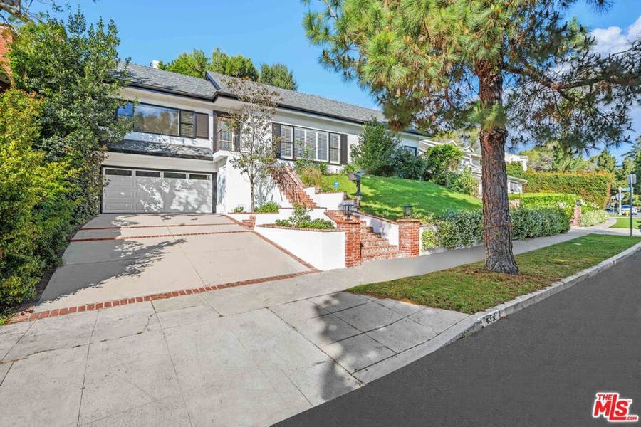 Property photo for 435 DALEHURST Avenue, Los Angeles, CA