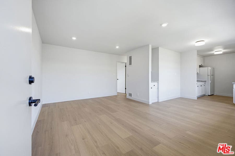 Property photo for 1701 Westmoreland Boulevard, #18, Los Angeles, CA