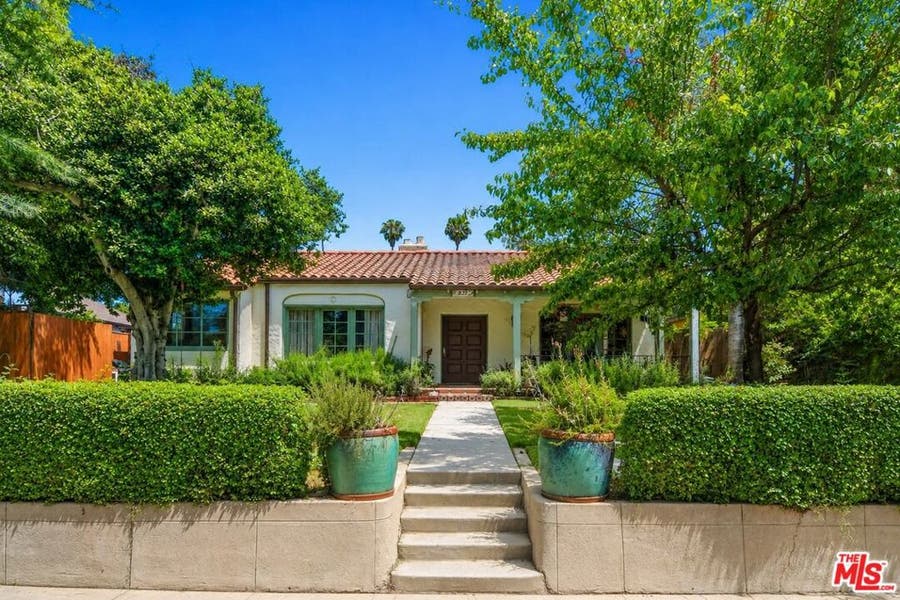 Property photo for 831 E Rio Grande Street, Pasadena, CA