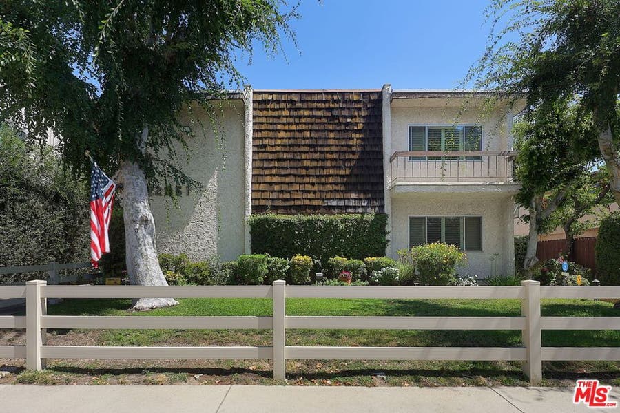 Property photo for 12951 Riverside Drive, #4, Sherman Oaks, CA