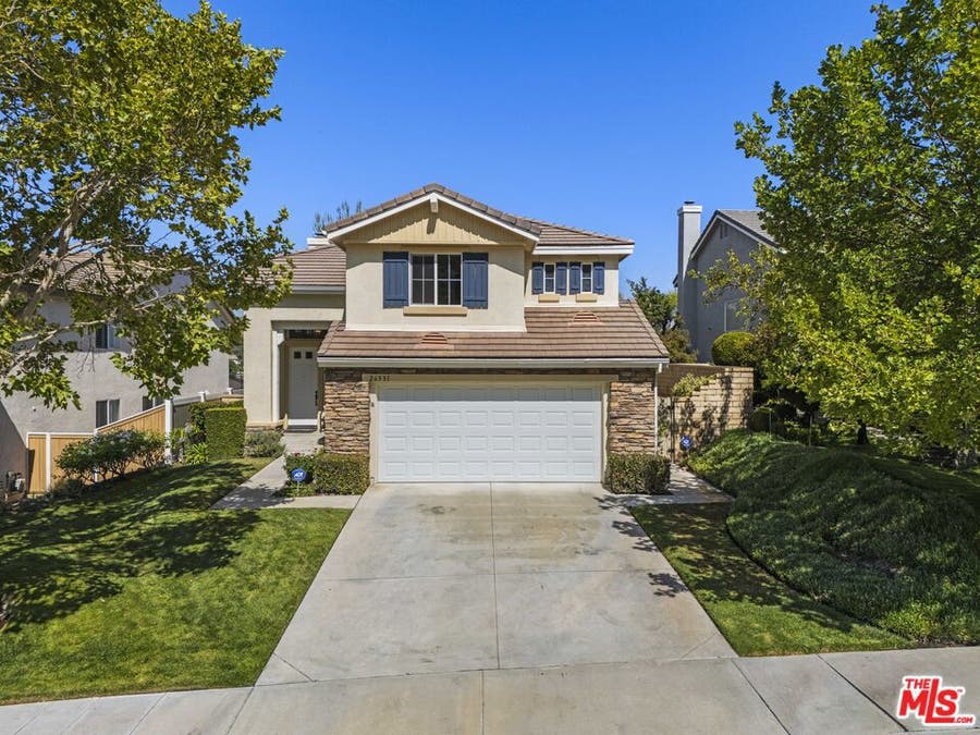 Property photo for 26531 Cardinal Drive, Canyon Country, CA