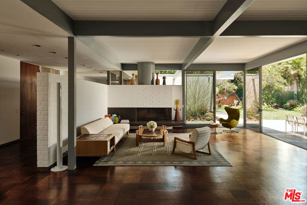 1035 Summit Drive, Beverly Hills, CA 90210 1035 Summit Drive, Beverly Hills, CA 90210