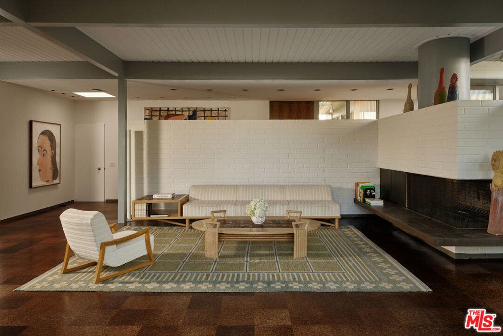 1035 Summit Drive, Beverly Hills, CA 90210 1035 Summit Drive, Beverly Hills, CA 90210