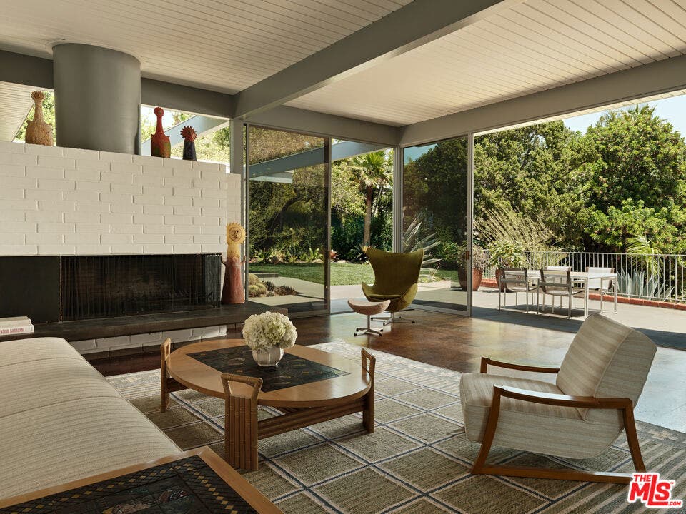 1035 Summit Drive, Beverly Hills, CA 90210 1035 Summit Drive, Beverly Hills, CA 90210