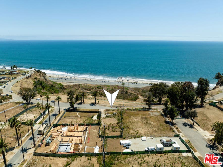 Property photo for 15363 Via De Las Olas, Pacific Palisades, CA