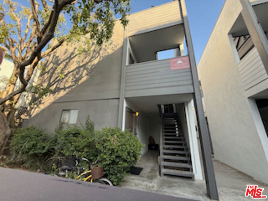 Property photo for 38 Horizon Avenue, Venice, CA