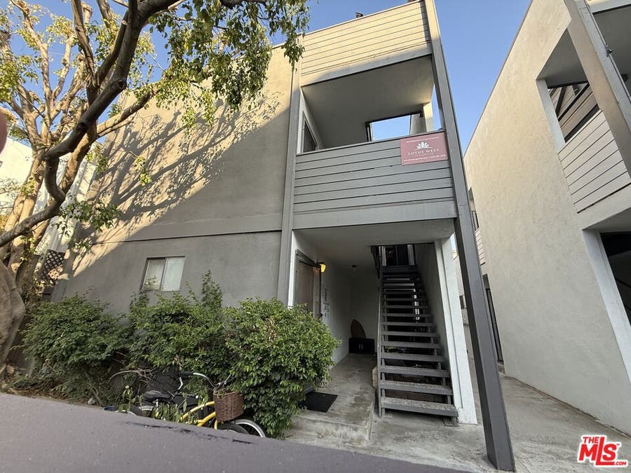 Property photo for 38 Horizon Avenue, Venice, CA