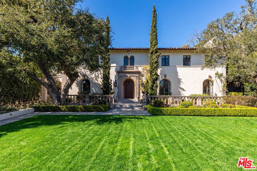 Property photo for 501 S Hudson Avenue, Los Angeles, CA