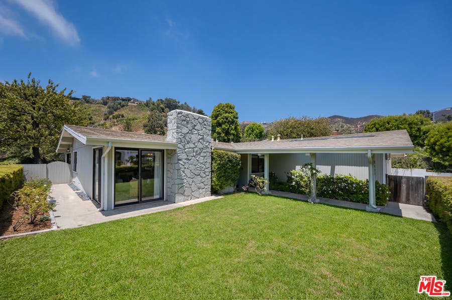 Property photo for 1231 El Hito Circle, Pacific Palisades, CA