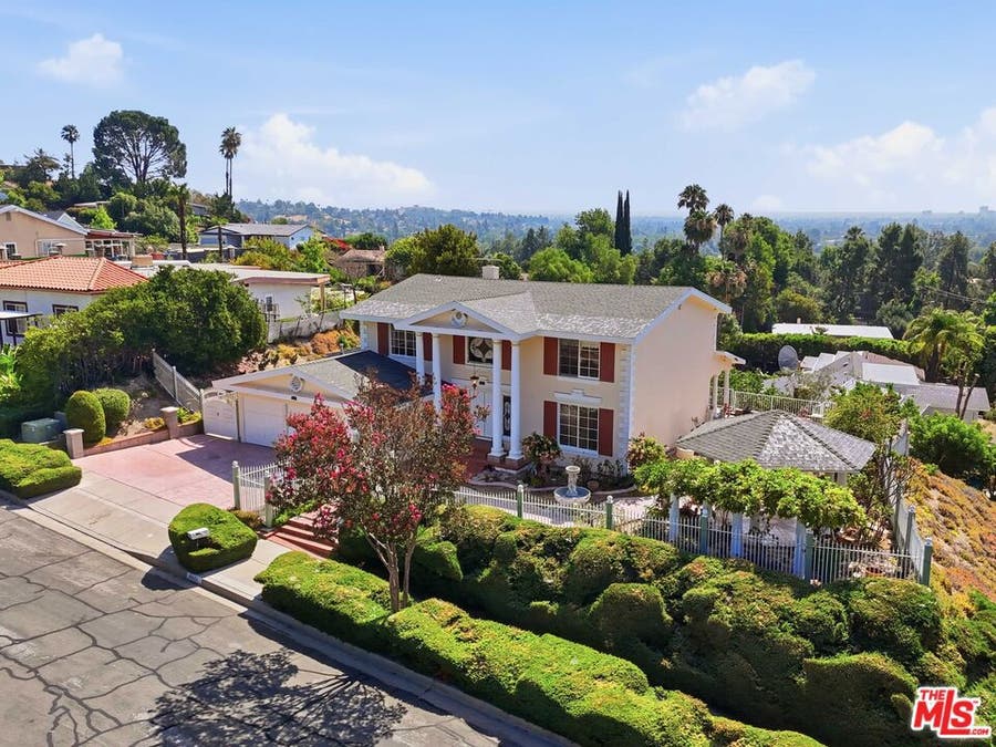Property photo for 6602 Daryn Drive, West Hills, CA