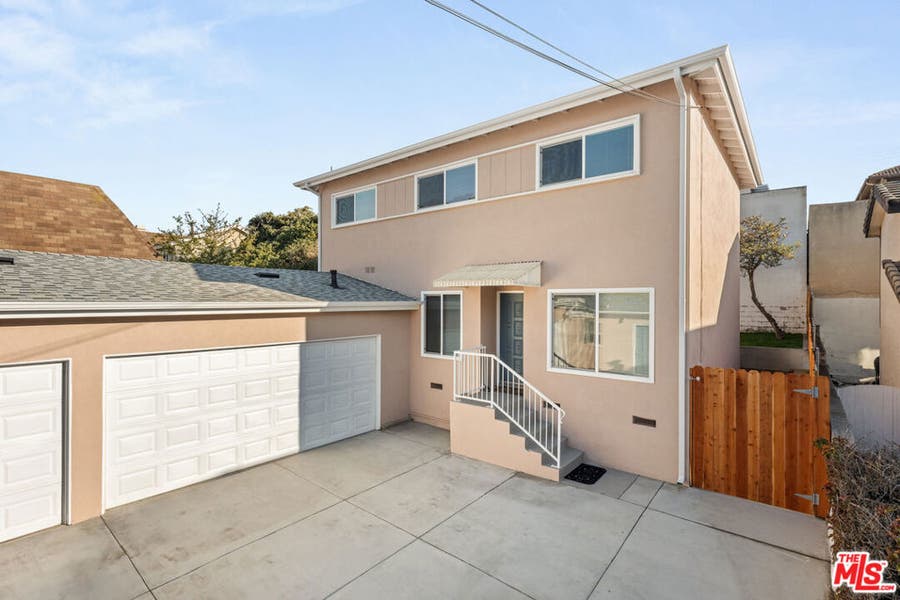 Property photo for 1814 Spreckels Lane, Redondo Beach, CA