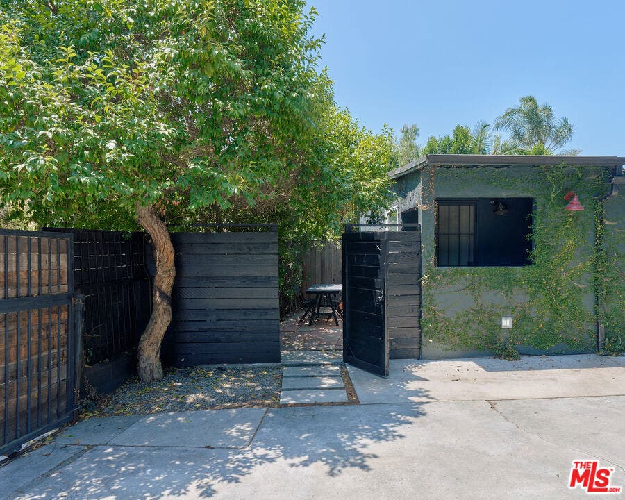 Property photo for 2715 Guirado Street, Los Angeles, CA