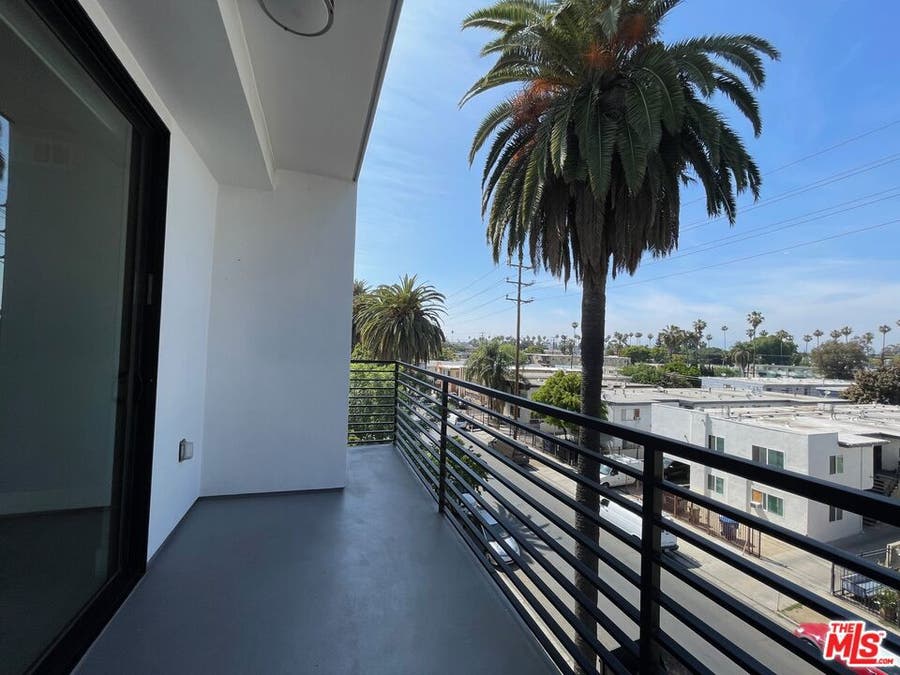 Property photo for 14612 Calvert Street, #401, Van Nuys, CA