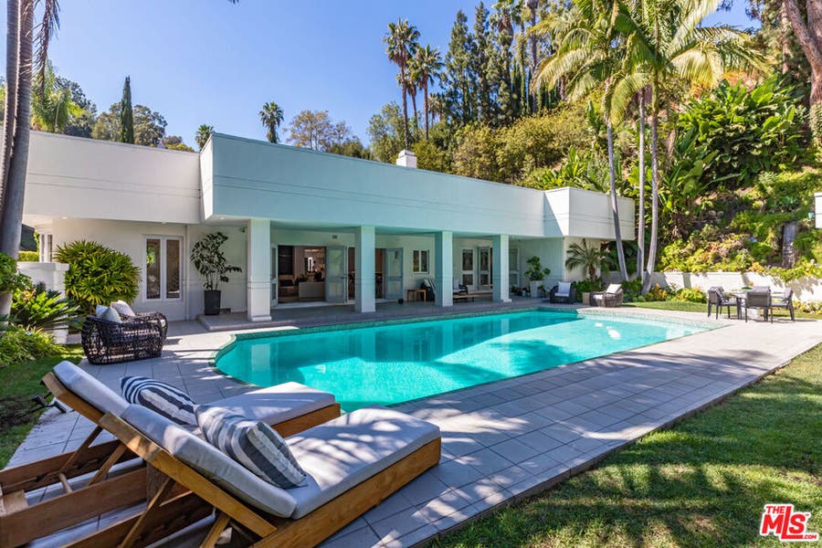 Property photo for 1166 San Ysidro Drive, Beverly Hills, CA
