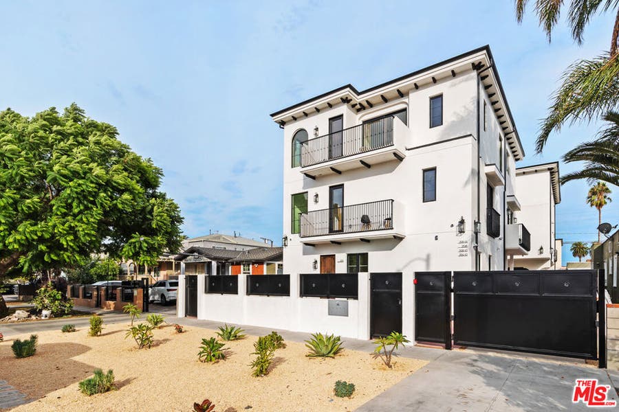 Property photo for 2324 S Dunsmuir Avenue, Los Angeles, CA