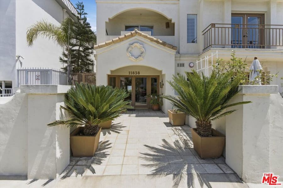 Property photo for 11838 Kiowa Avenue, #203, Los Angeles, CA