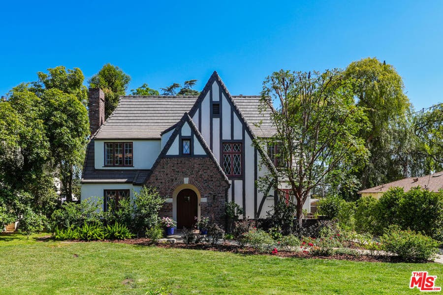 Property photo for 1206 E Mendocino Street, Altadena, CA
