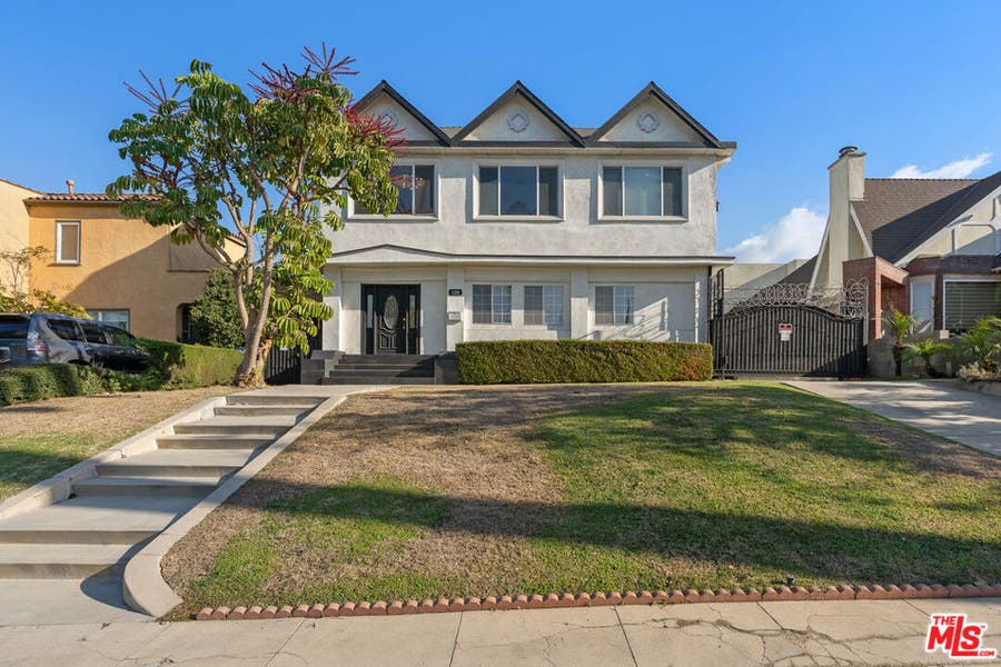 Property photo for 1250 S Windsor Boulevard, Los Angeles, CA
