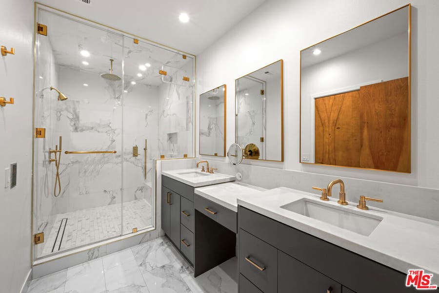 Property photo for 106 N Croft Avenue, #301, Los Angeles, CA