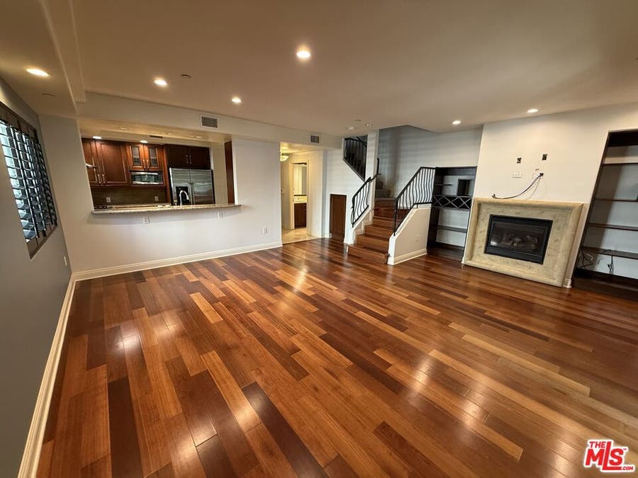 Property photo for 5401 Morella Avenue, #10, Valley Village, CA