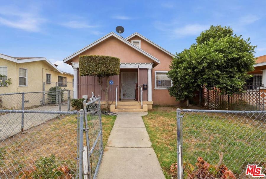 Property photo for 220 E 64th Street, Los Angeles, CA