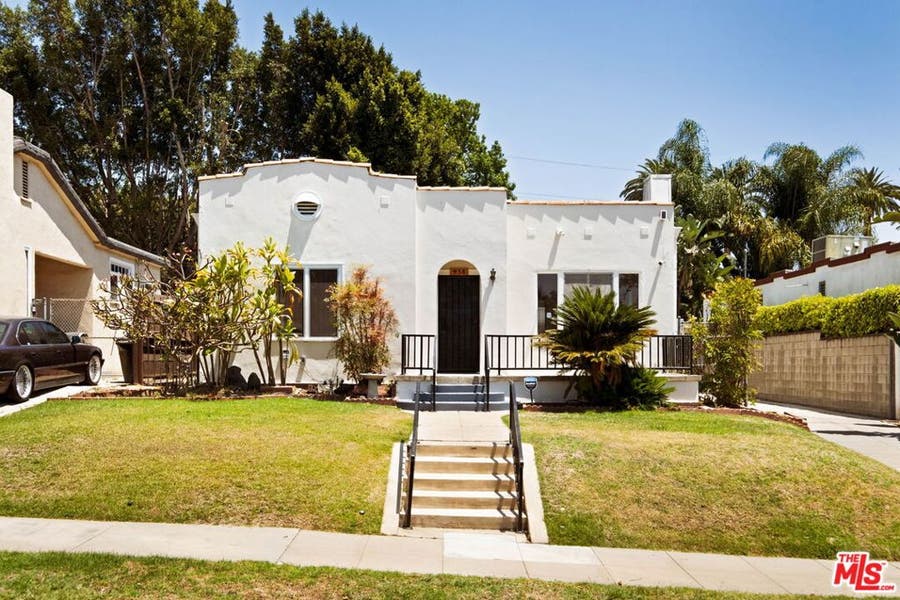 Property photo for 938 S Plymouth Boulevard, Los Angeles, CA