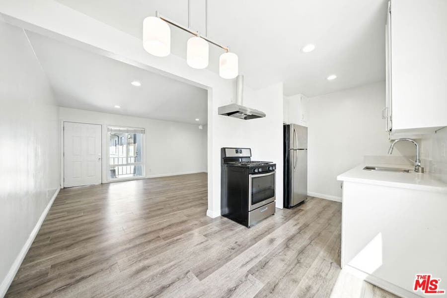 Property photo for 510 Pacific Avenue, #7, Venice, CA