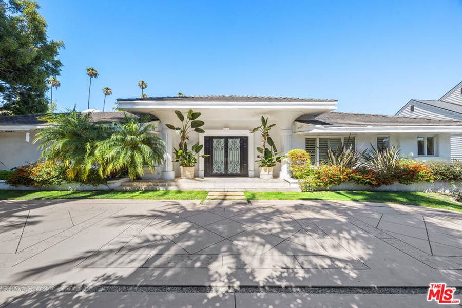Property photo for 716 N Beverly Drive, Beverly Hills, CA