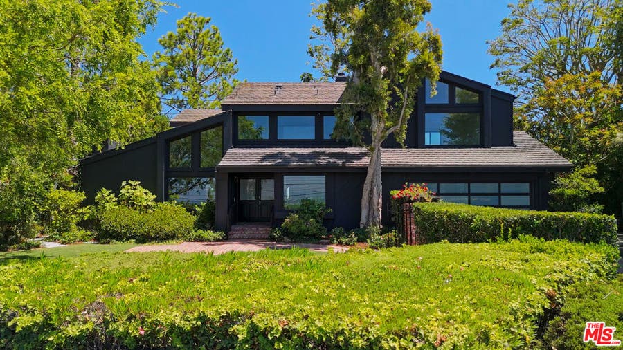 Property photo for 13302 Mulholland Drive, Beverly Hills, CA