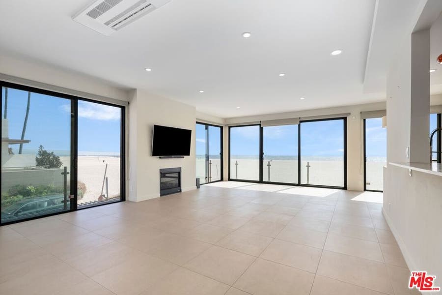 Property photo for 1 Northstar Street, #101, Marina Del Rey, CA