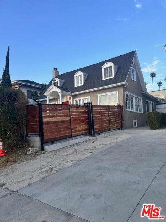 Property photo for 508 S Wilton Place, Los Angeles, CA