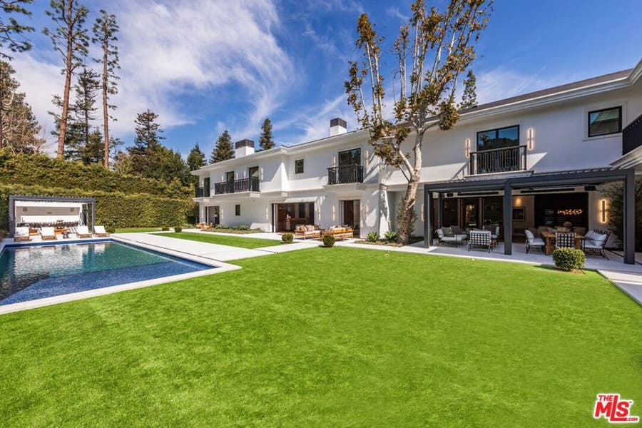 Property photo for 927 N Whittier Drive, Beverly Hills, CA
