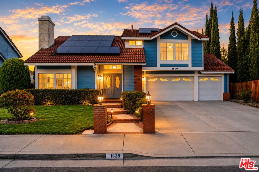 Property photo for 1629 Centre Court, Palmdale, CA