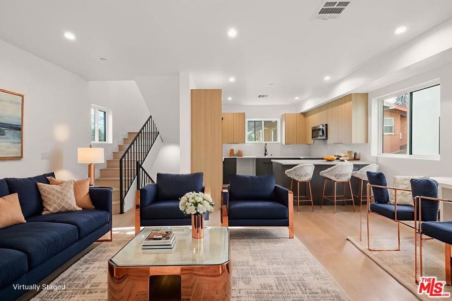 Property photo for 913 N Hobart Boulevard, #2, Los Angeles, CA