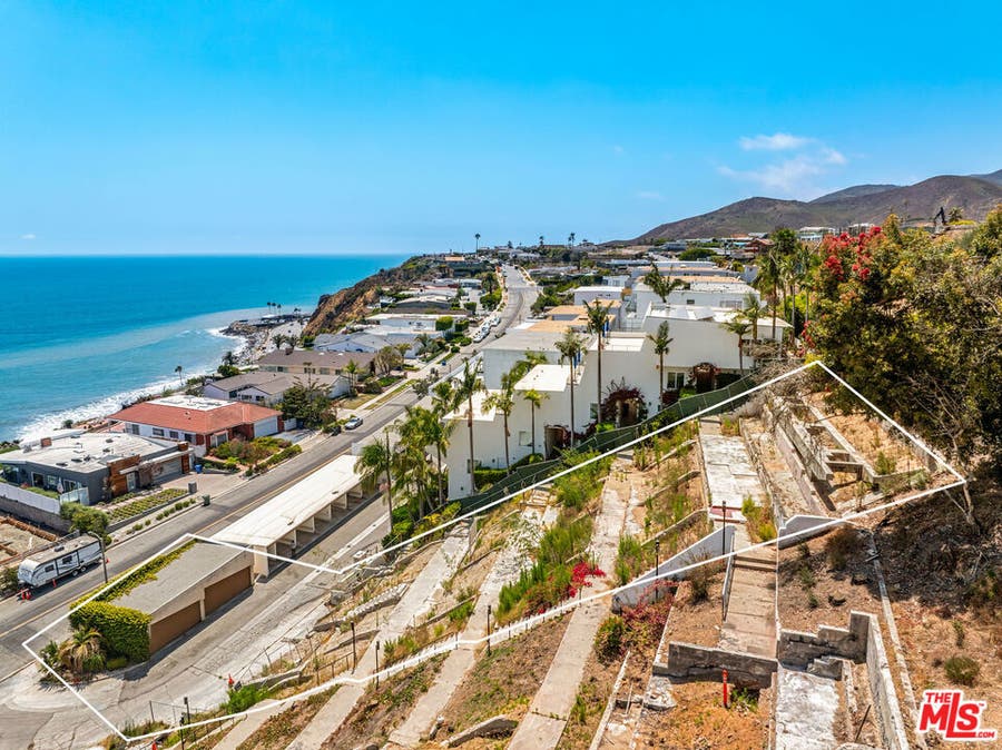 Property photo for 18133 Coastline Drive, Malibu, CA