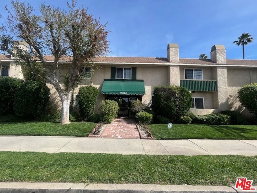 Property photo for 10540 Balboa Boulevard, #123, Granada Hills, CA