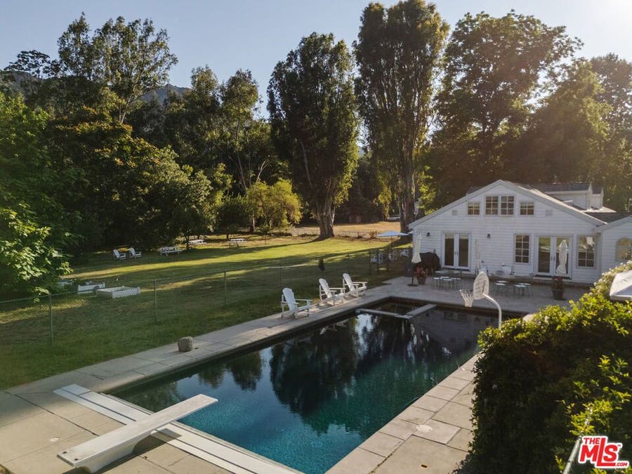 Property photo for 1520 Bonnell Drive, Topanga, CA