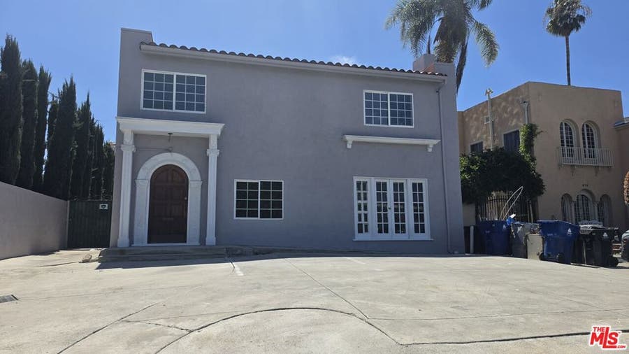 Property photo for 670 Crenshaw Boulevard, Los Angeles, CA
