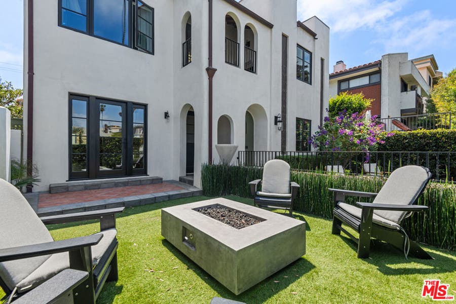 Property photo for 928 Lincoln Boulevard, #A, Santa Monica, CA