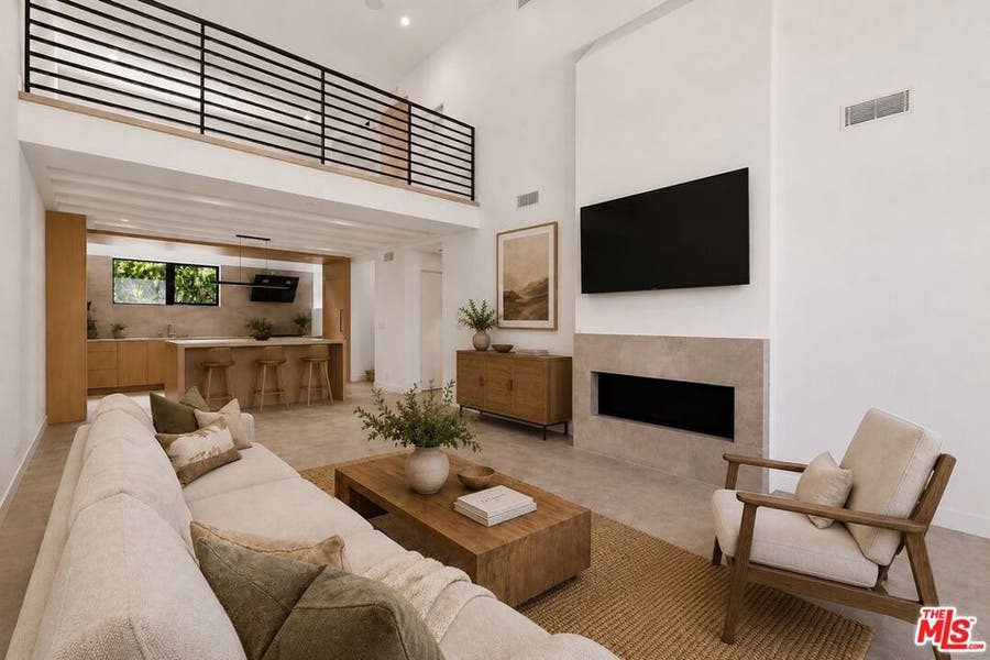 Property photo for 917 Hilldale Avenue, #1/2, West Hollywood, CA