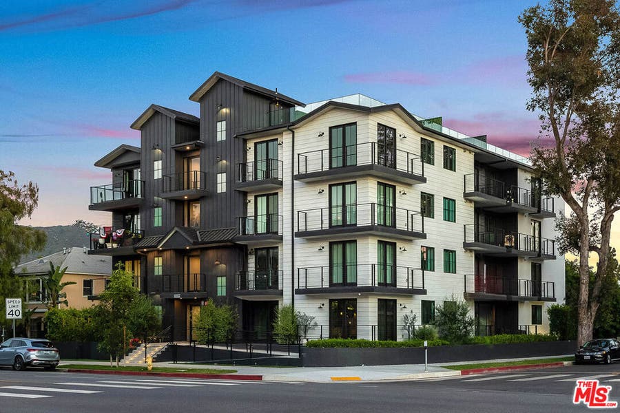 Property photo for 10352 Riverside Drive, #103A, Toluca Lake, CA